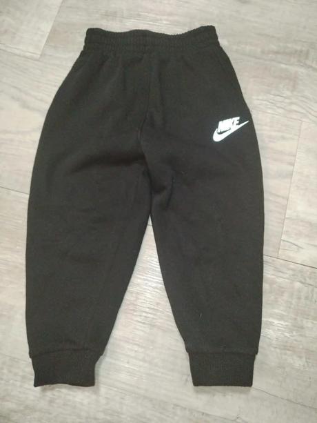 Tepláky, nike,92
