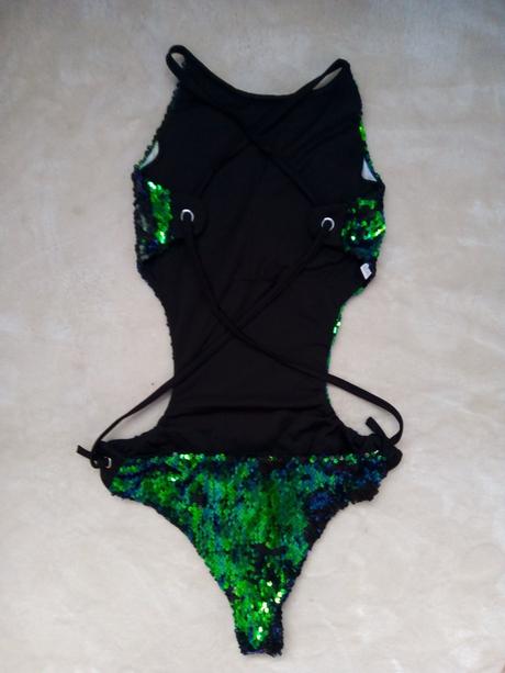 Jednodílné plavky s flitry vel."s/m", m