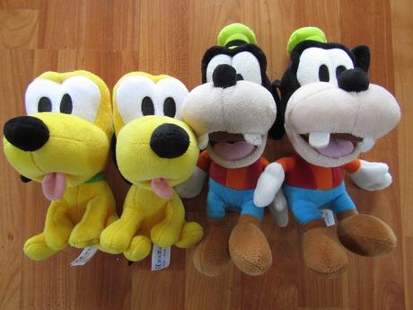 Plyšáci pejsci- pluto a guffi, 