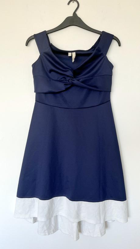 Šaty s ozdobným uzlem, bonprix,40