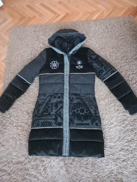 Kabát, desigual,36