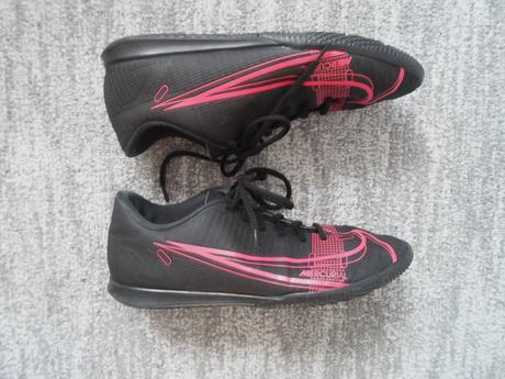 Černé tenisky botasky sálovky nike, nike,39