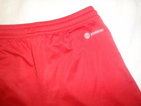 Vínově červené šortky adidas - aeroready, adidas,140