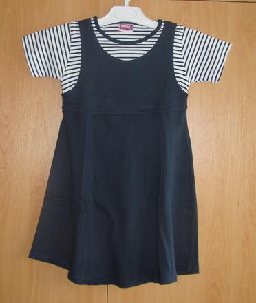 Tmavě modré bavlněné šaty, 140