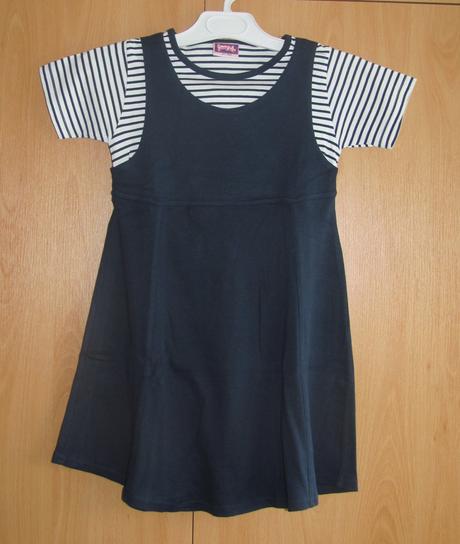 Tmavě modré bavlněné šaty, 140