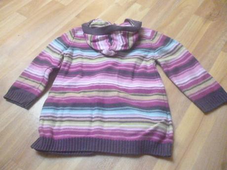 Delší svetr 2-3, 98