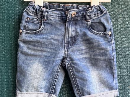 Kraťase, topolino,110