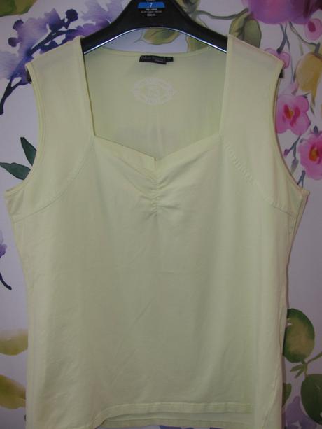 Letní elastický top, 46