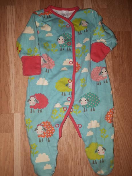 Overal s ovečky 56 next, next,56