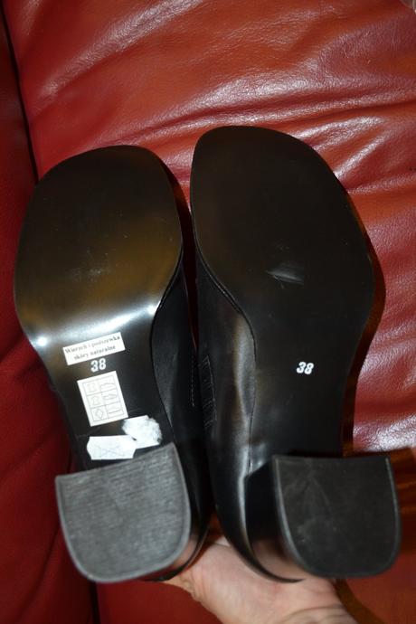 Kožené boty nové, 38