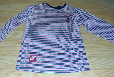 Pyžamové tričko, 146