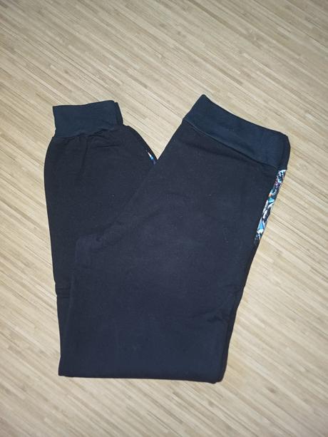 Tepláky fotbalový míč vel.12-14 let   158/164, 158