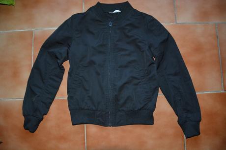 Černá bundička, lindex,140