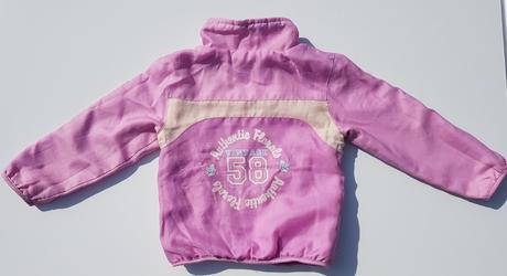 C23	dívčí oboustranná šusťáková bunda, 74