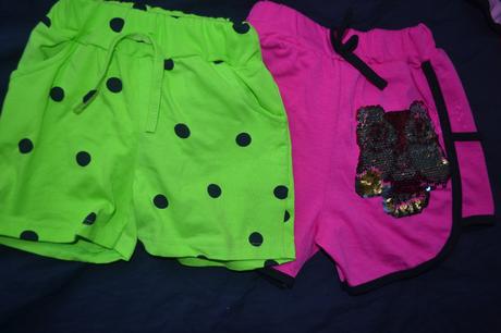 2x nové kraťasy v.122, 122