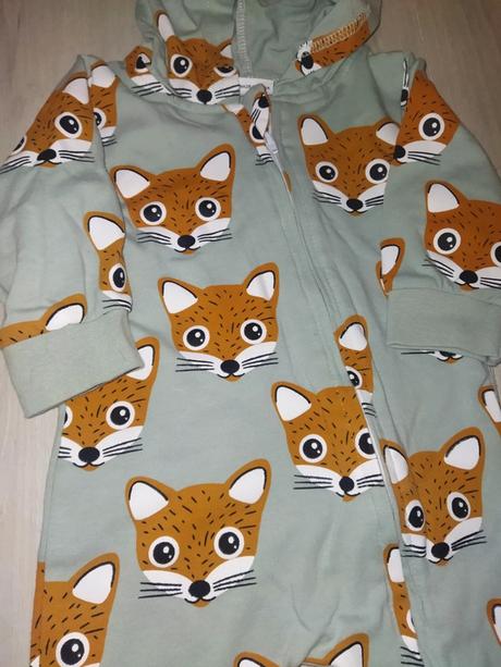 Overal s lišky s kapucí 68, 62