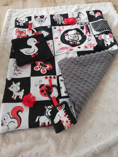 Hrací deka s ovečkou, 