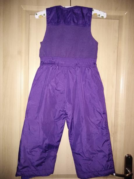 Fialové oteplovačky, 98