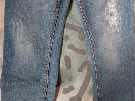 Trhané džíny + kšandy kočičky, dopodopo,110