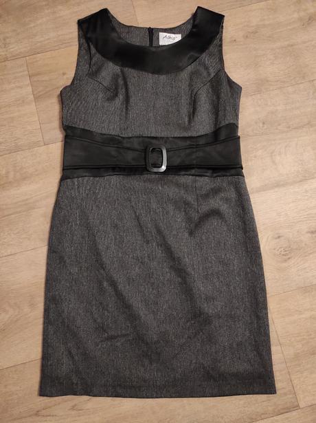 Krásné šaty alhis vel. 42, 42