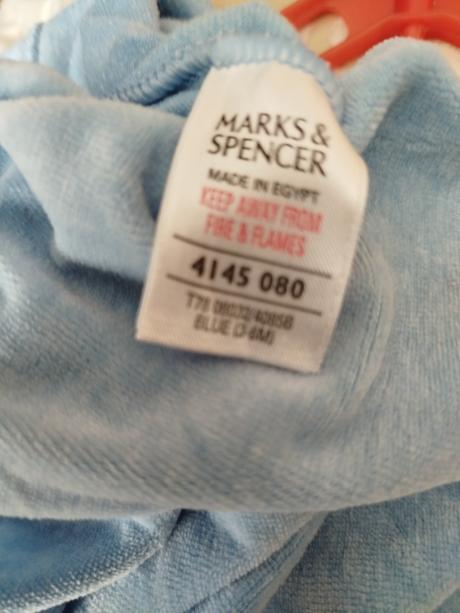 Overaly vel.62, marks & spencer,62