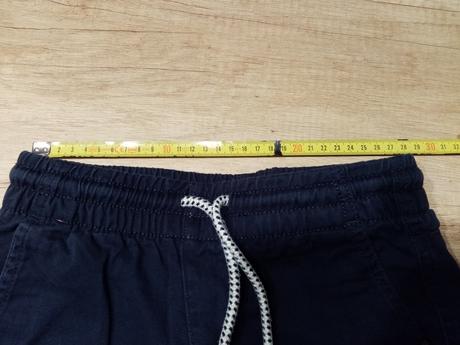2x kalhoty hm vel. 128, h&m,128