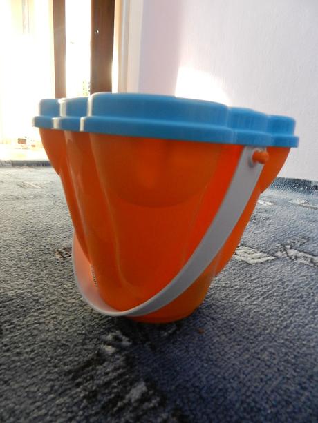 Hračky- vkládačka kostičky s kyblíkem, 