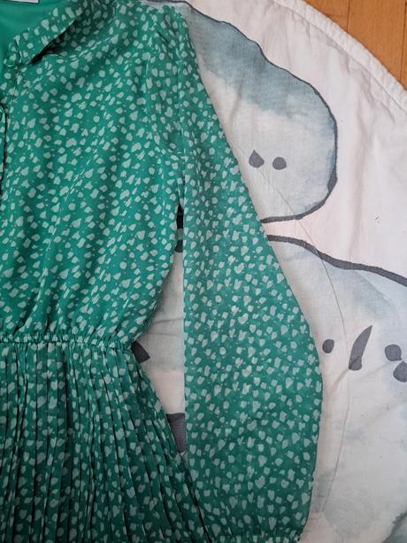 Šaty zelené, reserved,164