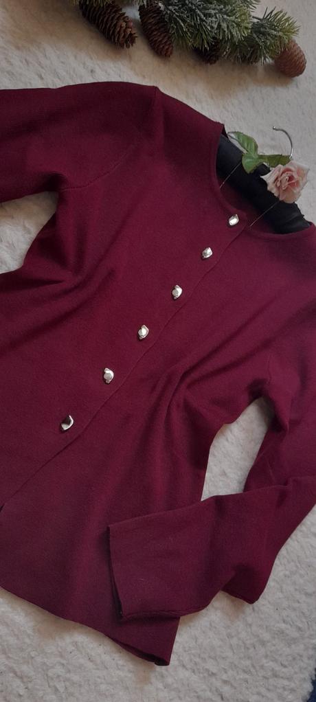 Elegantní vínový svetřík, l