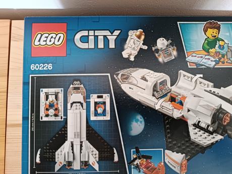 Lego city 60226 raketoplán zkoumající mars,