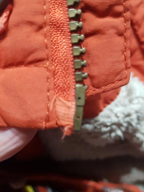 Krásná zimní bunda vel. 3-4 roky., 98