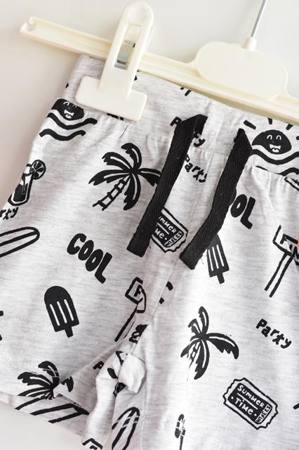 Kraťasy vel. 3 - 6 m, primark,68