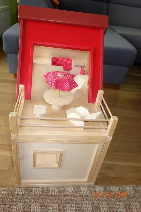 Domeček pro panenky, 