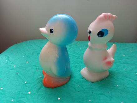 Retro pískací hračky,