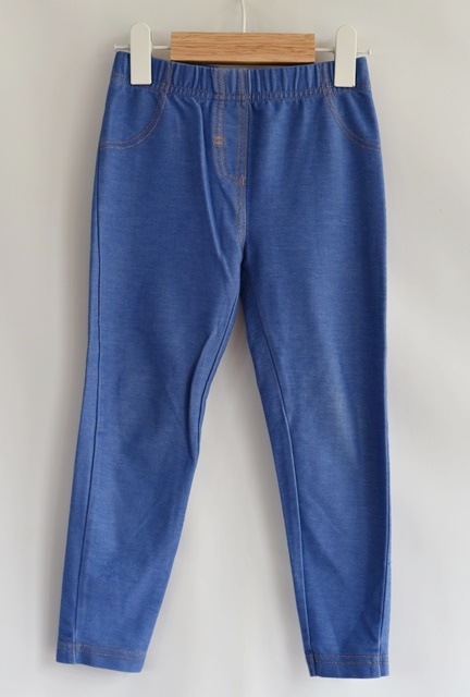 Legíny vel. 3 - 4 roky, tu,104