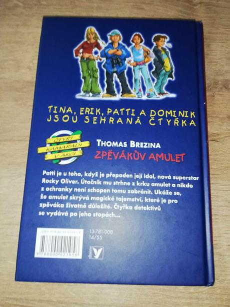 Kniha - zpěvákův amulet, 