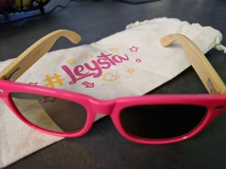 Sluneční brýle merch youtuberka lea, 