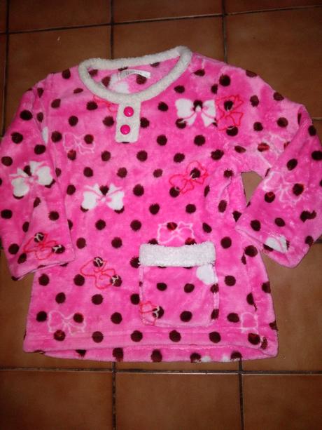 Dvoudílné dívčí pyžamo mašličky, puntíky vel. 110, 110