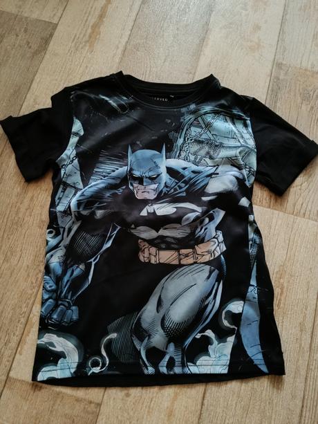 Tričko s betmenem, reserved,128