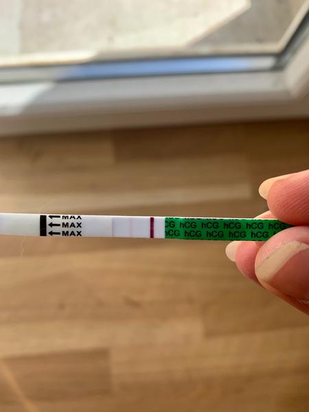 Duchové na těhotenském testu. Jak interpretovat výsledek?