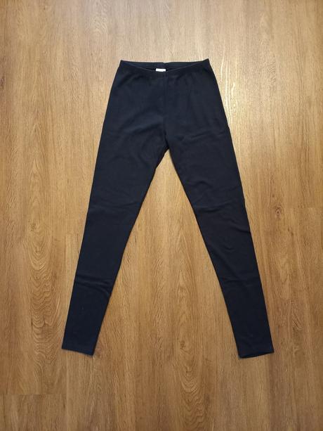 Černé legíny, decathlon,146