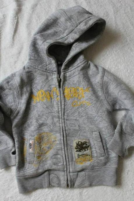 Mikina s potiskem, 104