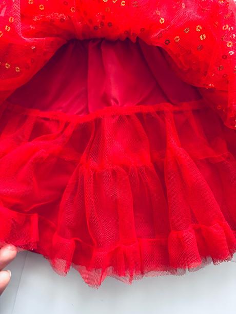 Ob/ šaty sváteční vánoční zn. tu - v.18/24 mes., 92