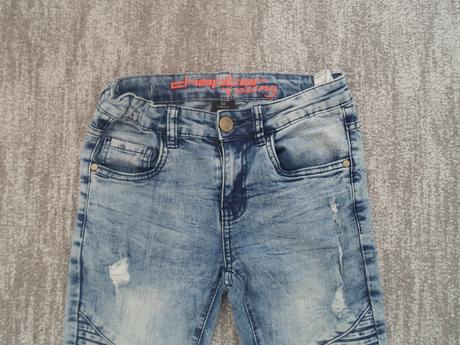 Modré kalhoty rifle džíny, chapter young,152