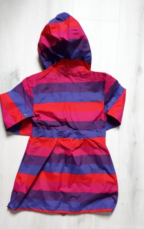 Barevný pruhovaný šusťákový outdoorový kabát, 116