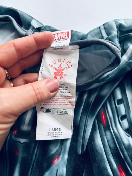 An26/ kostým avengers/ ultron - v.cca 11/13 let,