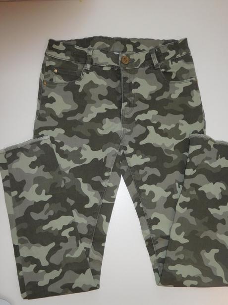 Maskáčové džíny vel. 146, c&a,146