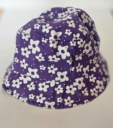 Dívčí klobouček vel. 116 nepoužitý, 116