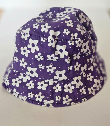 Dívčí klobouček vel. 116 nepoužitý, 116