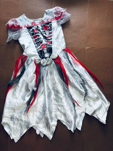 An7/ kostym halloween nevěsta - v.5/6 let, 